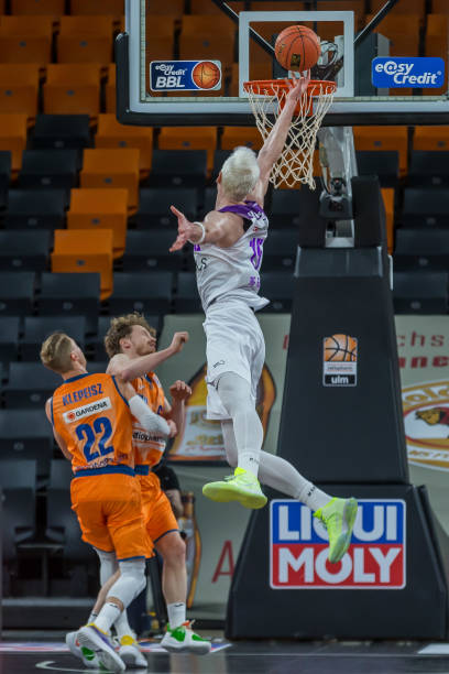 伊迪则在篮 伊迪则在篮