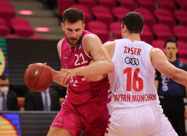 界级球员闻 界级球员闻