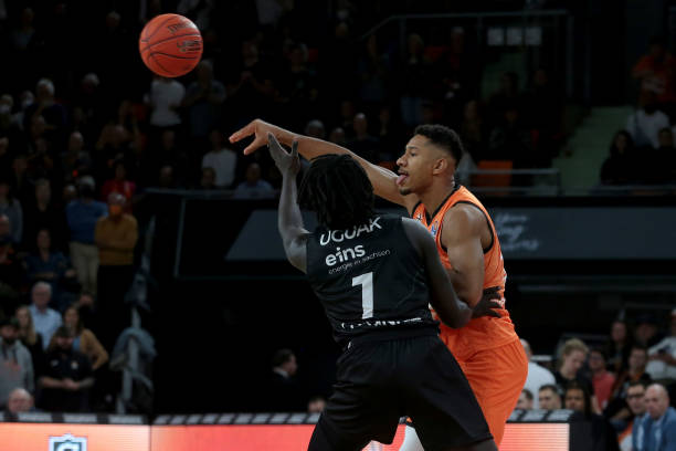 场周赛中以 场周赛中以