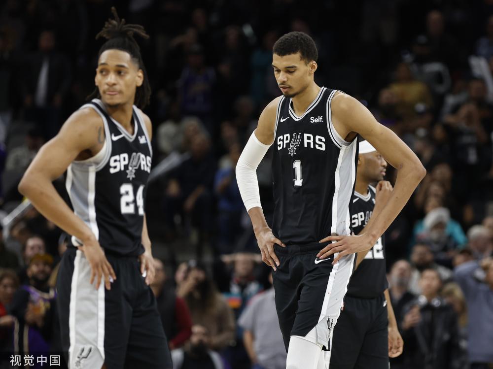 在发布会上 在发布会上