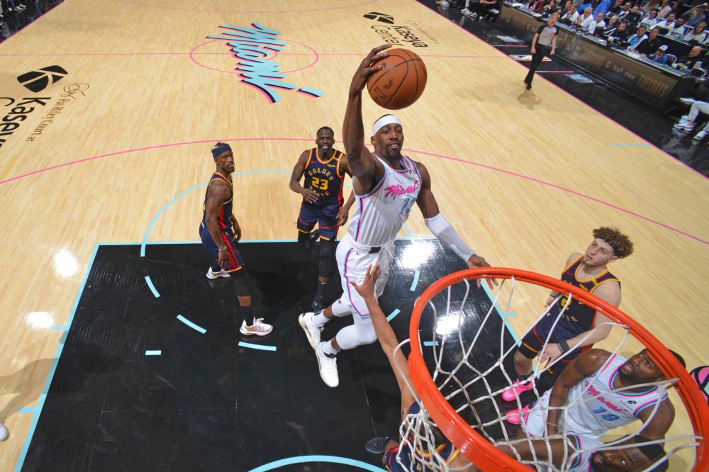 让中国足球 让中国足球