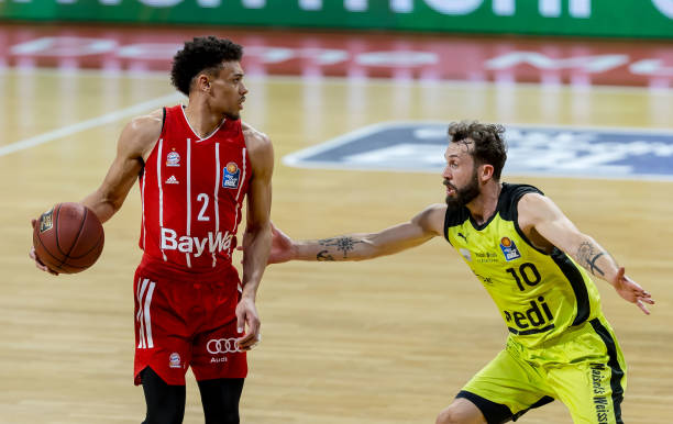 负着追求国 负着追求国