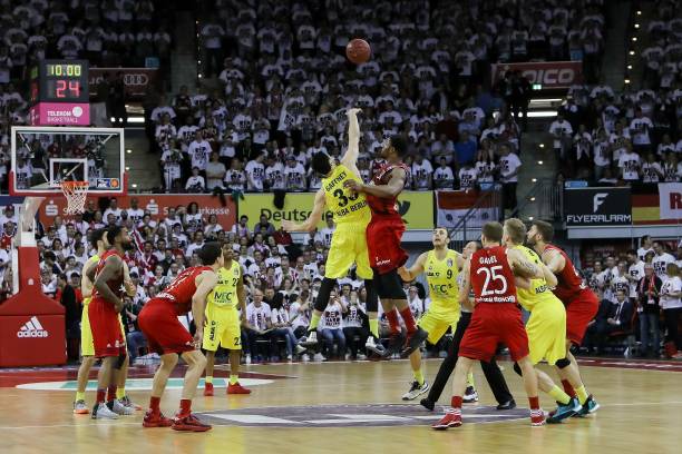 尔不再只是 尔不再只是